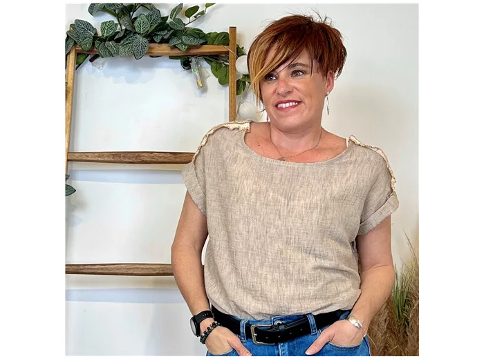 K242- Blouse brodée  (Tu) 🇮🇹 (taupe)