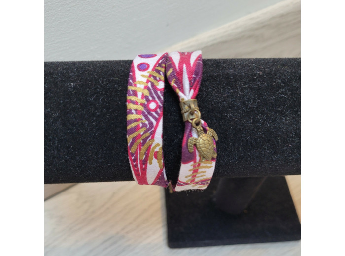 Bracelet double-tour avec breloque "Brocéliande"