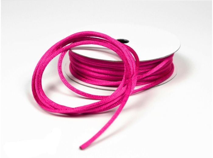 Cordon queue de rat 2 mm d'épaisseur bobine de 10 metres colori fuchsia