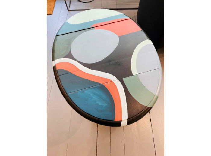 table basse peinte à la main