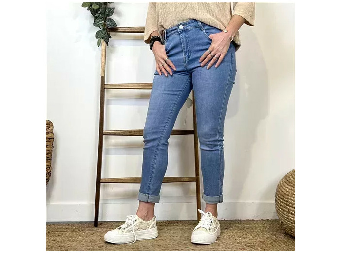 N111- Jean 7/8ème Voggo (T36-T44) (denim clair)