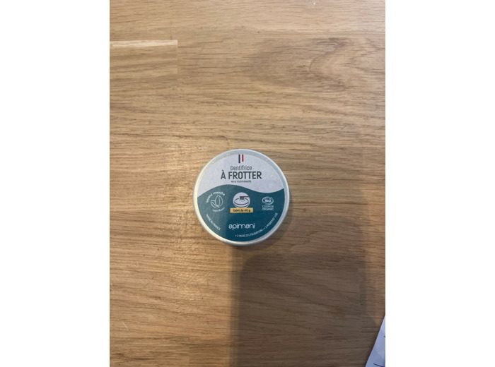 Dentifrice à frotter