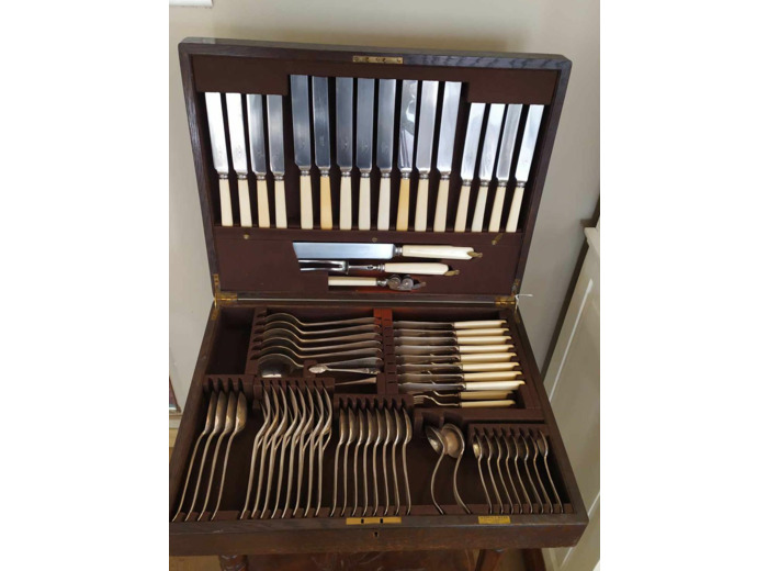 Ménagère Art Déco Mappin & Webb de 80 pièces