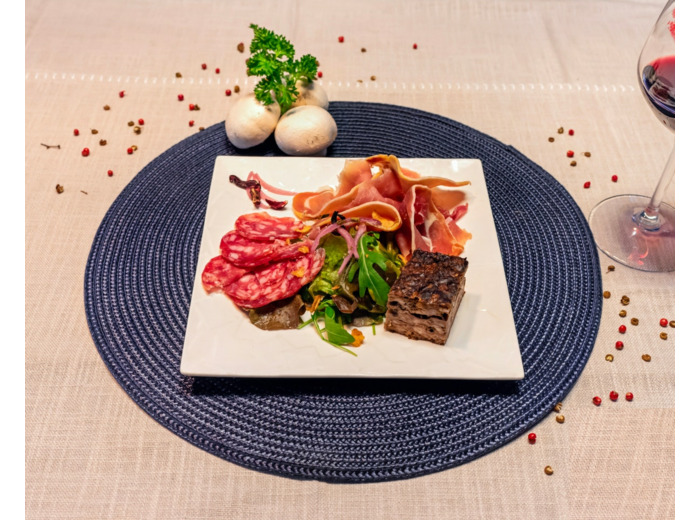 La Planche De Cochonaille