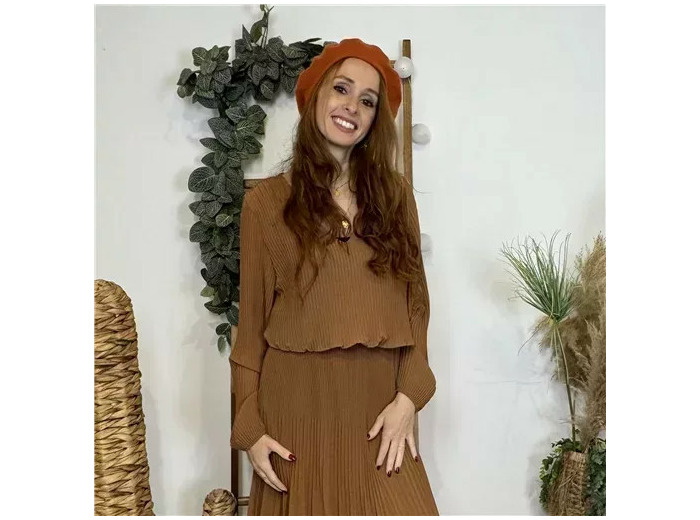 M319- Robe plissée blousante (Tu) (camel)