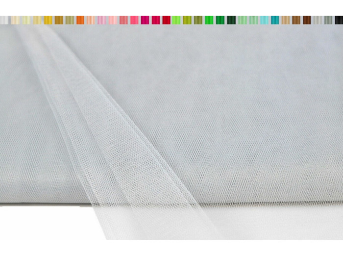 Tulle souple et fin en 150 cm de large et 10 metres de long gris