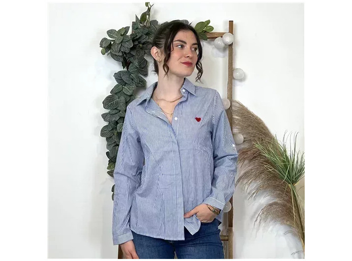 K499- Chemise coeur brodé ❤️ (T36-T40) (bleu indigo)