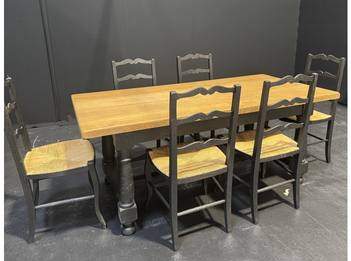 Table en chêne et 6 chaises