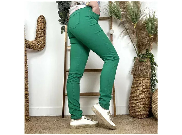 P107- Jean coupe Slim Voggo (T36-T44) (vert émeraude)