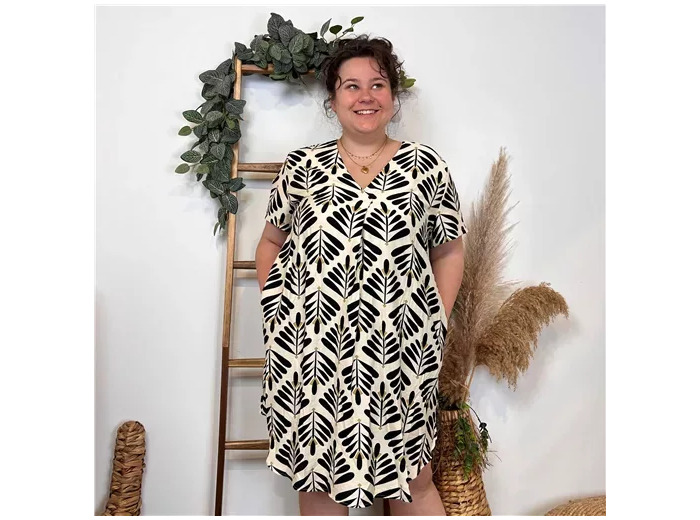 K215- Robe Christy "Fougères (T44-T52) (noir)