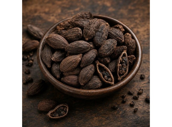 Cardamome noire entière