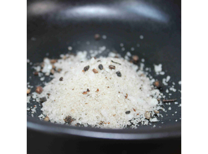 Fleur de Sel au Poivre Voatsiperifery Noir de Madagascar