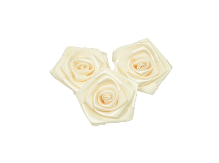 Sachet de 3 roses satin de 6 cm de diametre CREME 820