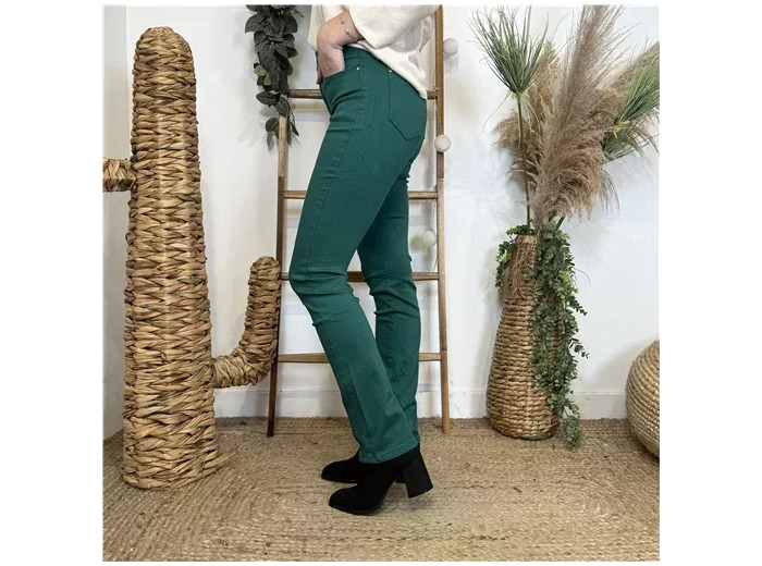 O523- Jean Droit Voggo vert T36-T44 (vert sapin)