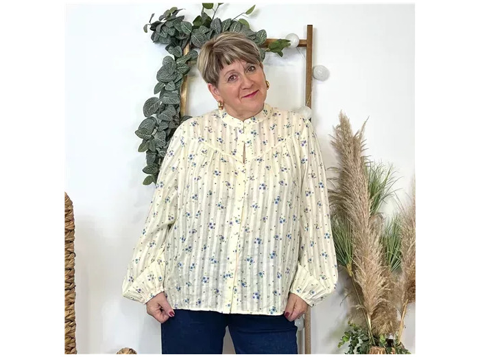 K570- Blouse Fleurie (T40-T48) (beige)