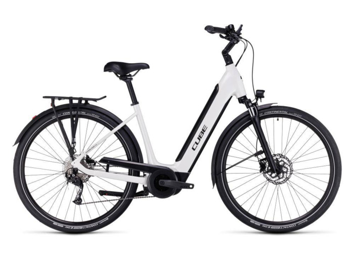 cycle-obsession.com CUBE Supreme Sport Hybrid ONE 500 white´n´black taille 46