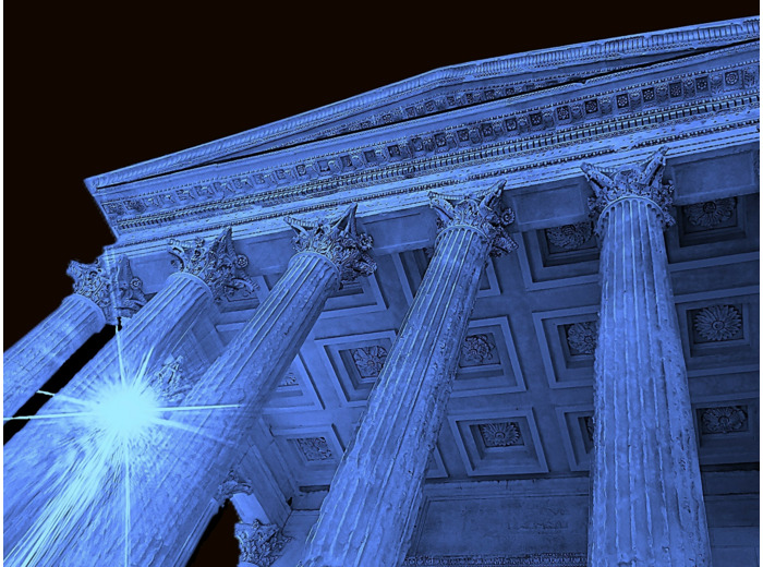 Maison Carrée in blue