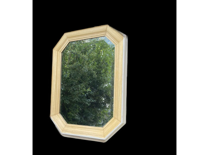 Format moyen : miroir octogonal