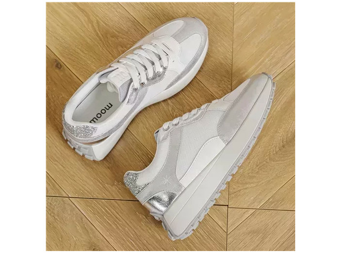 R413- Sneakers "Grandes Pointures" (T40-T43) (argenté)