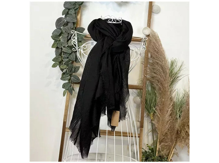 Y520- Foulard uni large (noir)