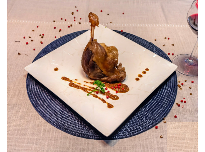 La Cuisse De Canard Confite, Accompagnement Pommes De Terre