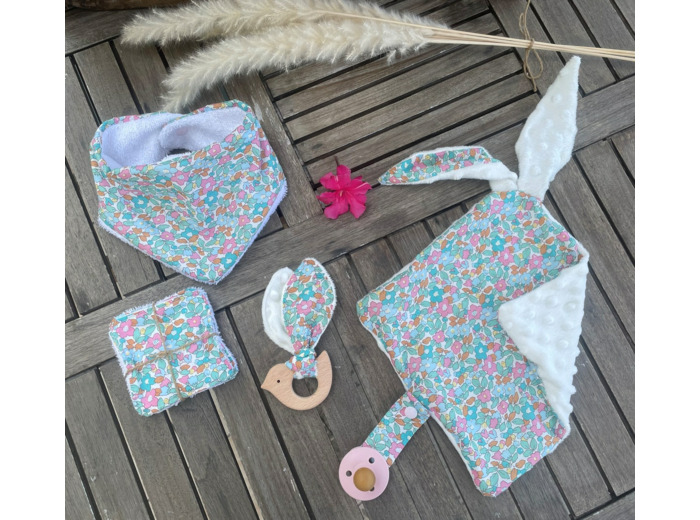 COFFRET NAISSANCE DOUDOU FILLE "ADELE"
