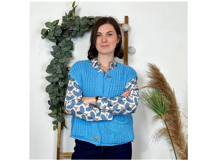 K576- Gilet Grosse Maille bouton doré (Tu) (bleu turquoise)