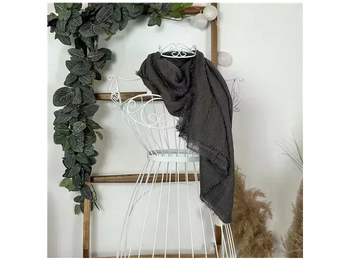 Y510– Foulard uni froissé (gris)