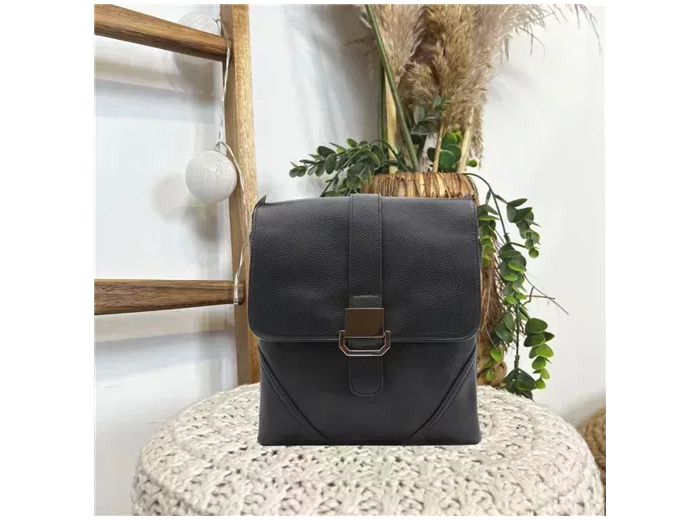P508-Grand Sac Flora & Co à rabat (noir)