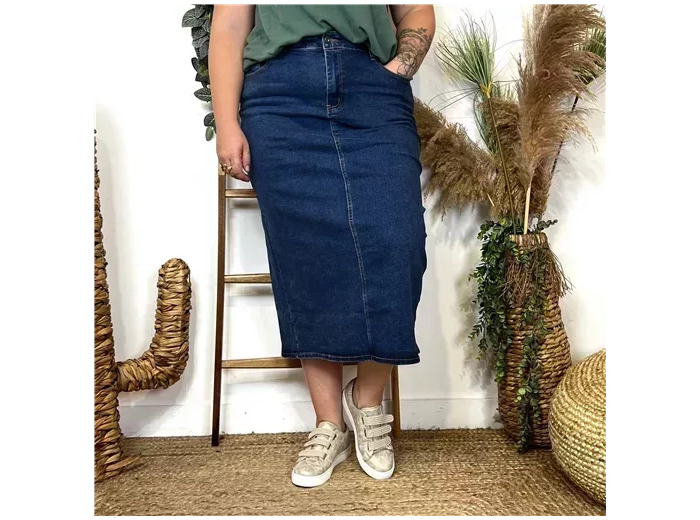L739- Jupe en jean longue (T42-T50) (denim)