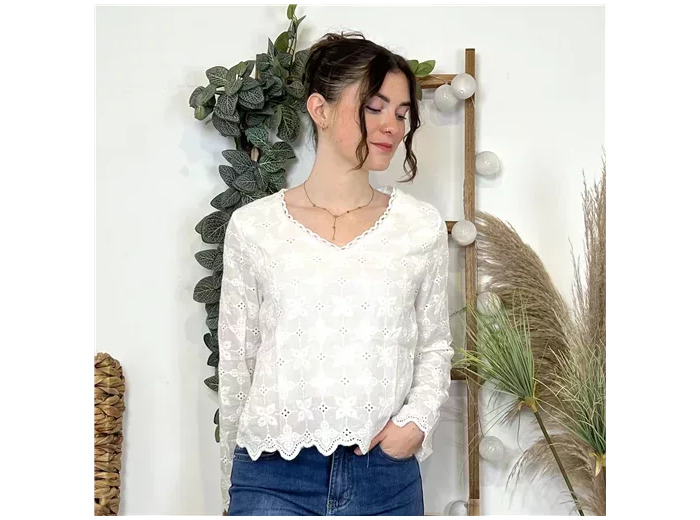 K471- Blouse brodée Version Féminin (blanc)