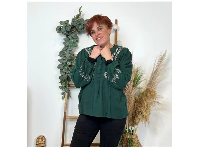 K769- Blouse coton brodée (T36-t40) (vert sapin)