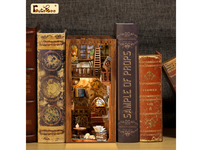 Eternal Bookstore - Booknook