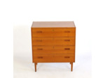 Commode en teck quatre tiroirs