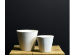 Duo de petits pots blancs en papier imperméabilisé