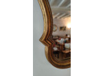 Grand miroir en bois doré à accrocher à l'horizontale