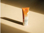 Erborian - CC Body Cream - Crème Soin Corps Perfecteur Teinté - Hydrate, Floute, Sublime - Unifie le Grain de Peau - Produit Cosmétique Coréen - Teinte Universelle - 120 ml