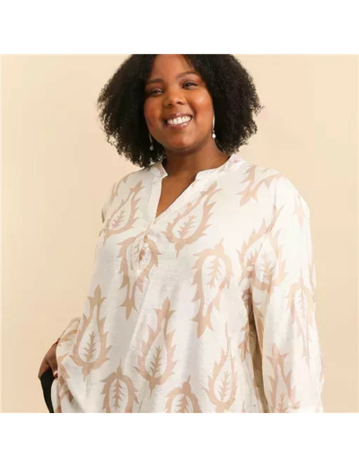 Z795- Blouse Curvy imprimée (T54-T58) (ecru)