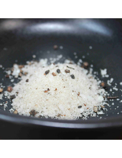Fleur de Sel au Poivre Voatsiperifery Noir de Madagascar