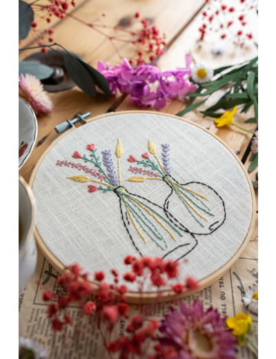 Kit Broderie Fleurs "Les Dames Jeannes"