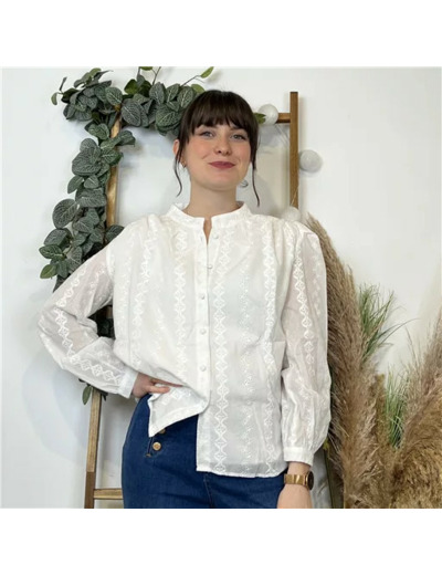 K505- Blouse coton Broderie (T36-T40) (ecru)