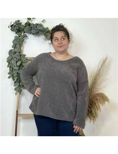 Z579. Pull uni (GT) 🇮🇹 (gris)