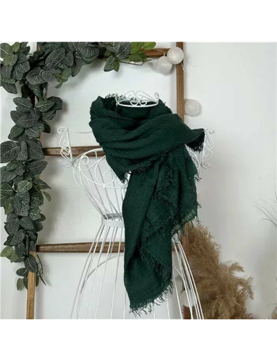 Y510– Foulard uni froissé (vert sapin)