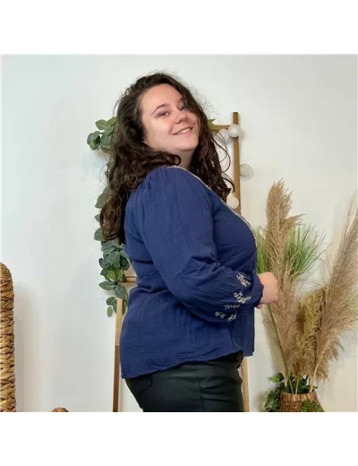 K769- Blouse coton brodée (T40-t48) (marine)