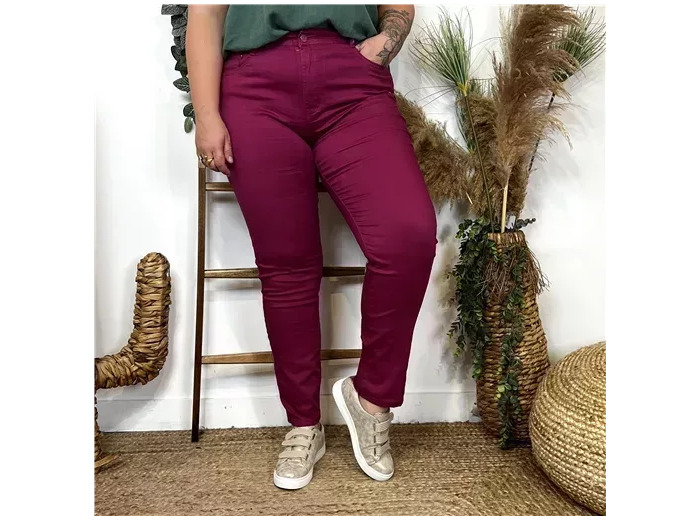 O153- Jean coupe Slim Voggo (T42-T52) (framboise)