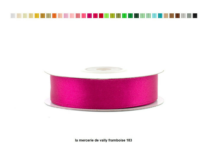 Ruban satin 18 mm de large par bobine de 25m framboise