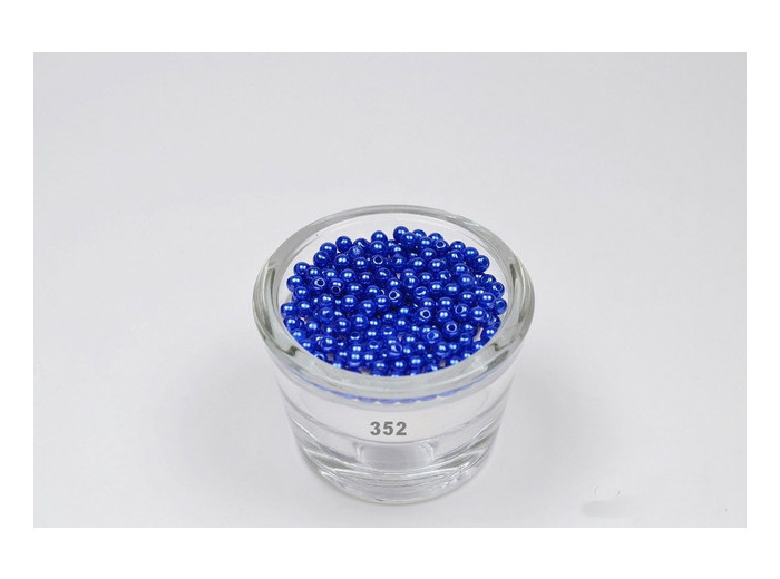Sachet de 200 petites perles en plastique 4 mm de diametre bleu roi 352