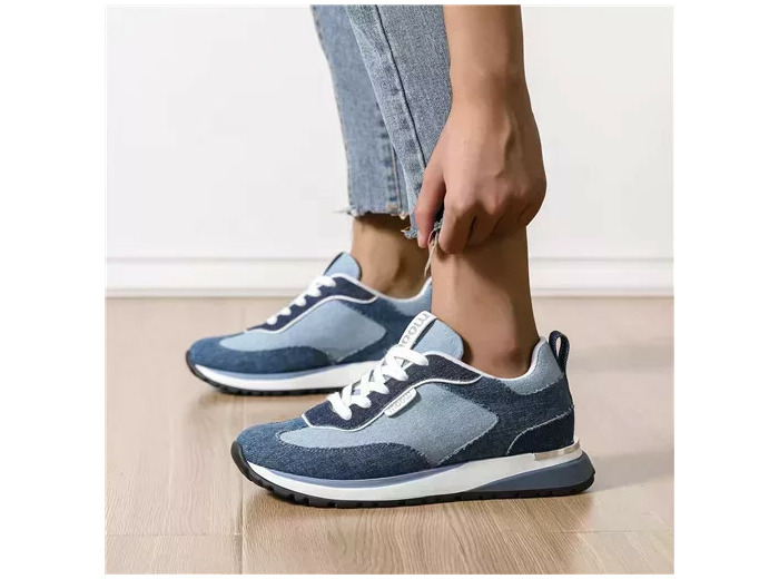 R401- Sneakers crantées Moow ( T36-T41) (denim clair)