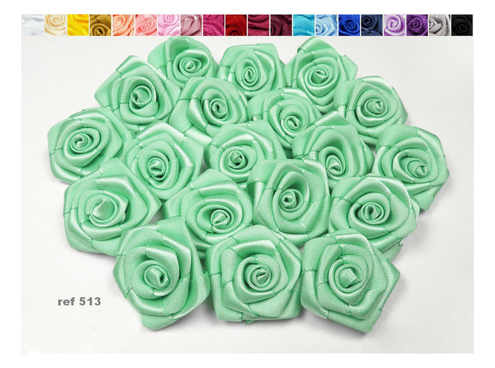 Sachet de 10 roses satin de 3 cm de diametre vert d'eau 513