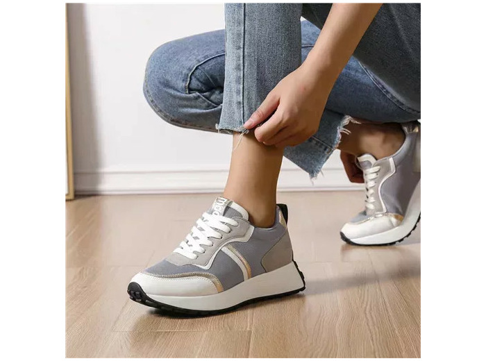 R405- Sneakers Moow crantées (T36-T41) (gris clair)